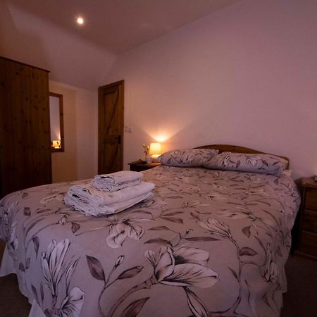 Polhilsa Farm Bed & Breakfast Callington Ngoại thất bức ảnh